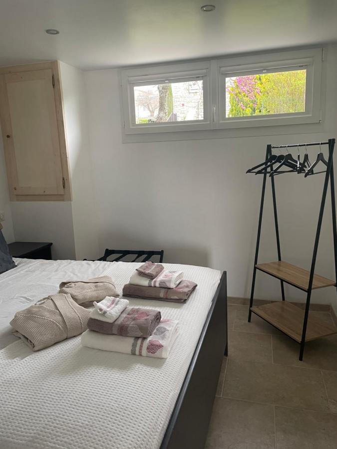Gite L'Inattendu Vachères Exteriör bild