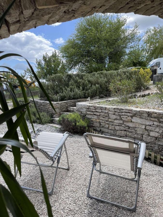 Gite L'Inattendu Vachères Exteriör bild